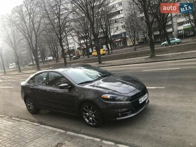 Серый Додж Дарт, объемом двигателя 2.36 л и пробегом 128 тыс. км за 7500 $, фото 1 на Automoto.ua