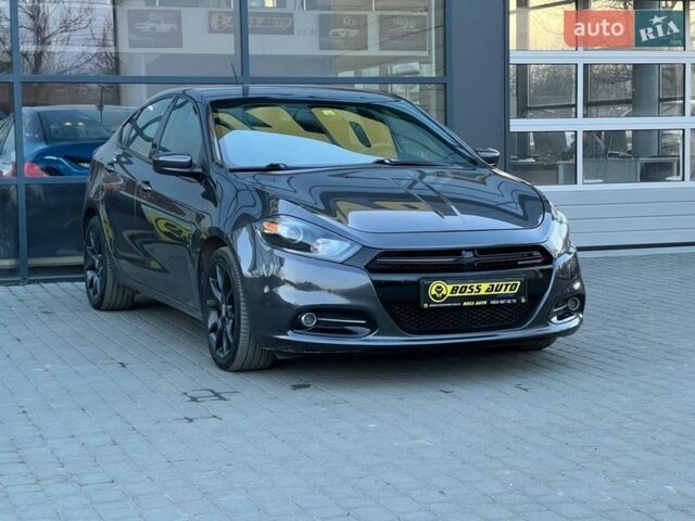 Серый Додж Дарт, объемом двигателя 2.36 л и пробегом 96 тыс. км за 10700 $, фото 1 на Automoto.ua