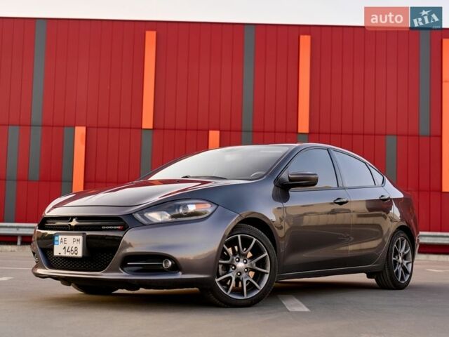 Сірий Додж Дарт, об'ємом двигуна 2.4 л та пробігом 145 тис. км за 9000 $, фото 1 на Automoto.ua