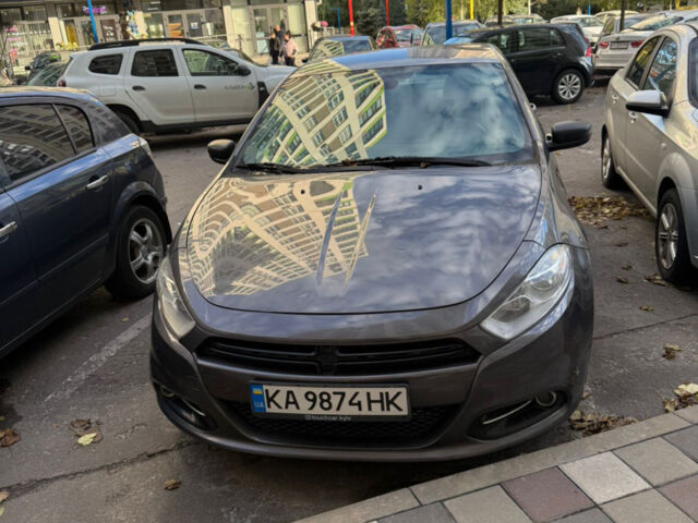 Сірий Додж Дарт, об'ємом двигуна 2.36 л та пробігом 117 тис. км за 8900 $, фото 1 на Automoto.ua