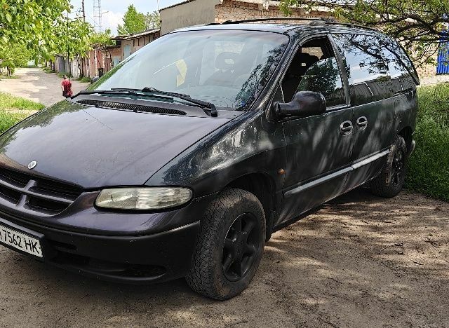 Черный Додж Другая, объемом двигателя 2.5 л и пробегом 400 тыс. км за 4000 $, фото 1 на Automoto.ua