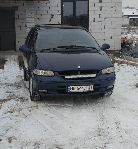 Синий Додж Другая, объемом двигателя 2.5 л и пробегом 360 тыс. км за 2700 $, фото 1 на Automoto.ua