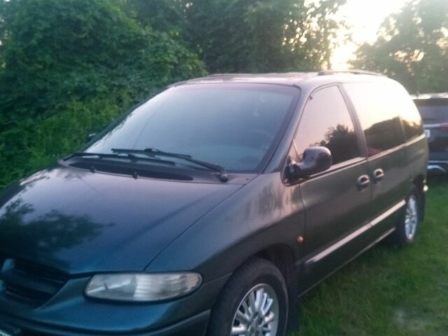 Зеленый Додж Другая, объемом двигателя 2.5 л и пробегом 362 тыс. км за 3500 $, фото 1 на Automoto.ua