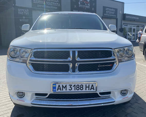 Додж Durango 2013 у Житомирі на Automoto.ua Білий Додж Durango, об'ємом двигуна 3.6 л та пробігом 270 тис. км за 15500 $, фото 1 на Automoto.ua