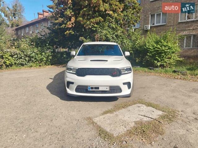Білий Додж Durango, об'ємом двигуна 5.65 л та пробігом 208 тис. км за 28500 $, фото 1 на Automoto.ua