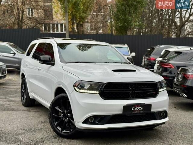 Белый Додж Дюранго, объемом двигателя 3.6 л и пробегом 114 тыс. км за 24900 $, фото 1 на Automoto.ua