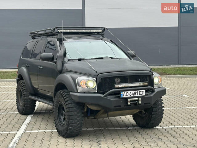 Черный Додж Дюранго, объемом двигателя 5.7 л и пробегом 160 тыс. км за 18500 $, фото 1 на Automoto.ua