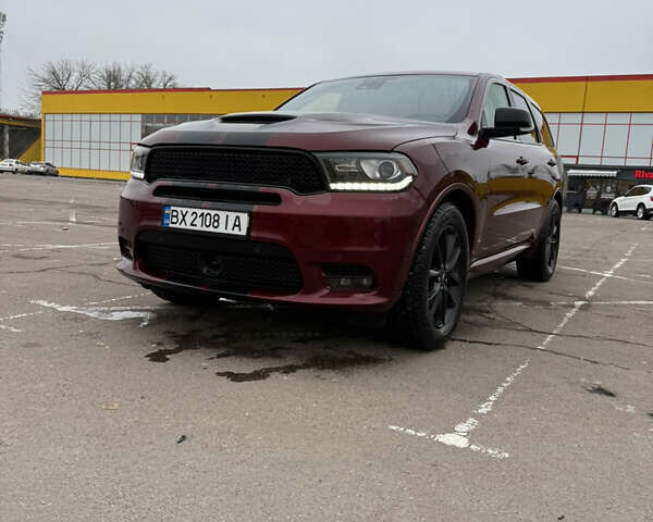 Красный Додж Дюранго, объемом двигателя 5.65 л и пробегом 195 тыс. км за 27000 $, фото 1 на Automoto.ua