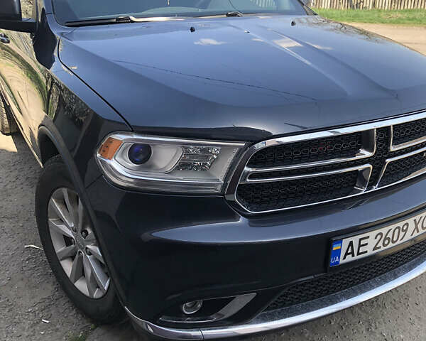 Серый Додж Дюранго, объемом двигателя 3.6 л и пробегом 255 тыс. км за 18500 $, фото 1 на Automoto.ua