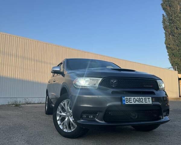 Серый Додж Дюранго, объемом двигателя 3.6 л и пробегом 218 тыс. км за 19900 $, фото 1 на Automoto.ua