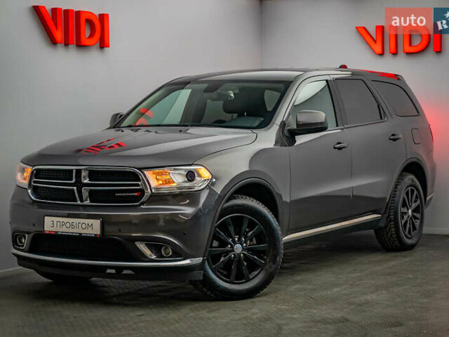 Серый Додж Дюранго, объемом двигателя 3.6 л и пробегом 203 тыс. км за 19348 $, фото 1 на Automoto.ua