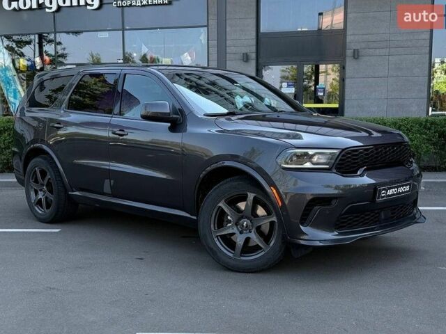 Сірий Додж Durango, об'ємом двигуна 5.65 л та пробігом 142 тис. км за 30990 $, фото 1 на Automoto.ua