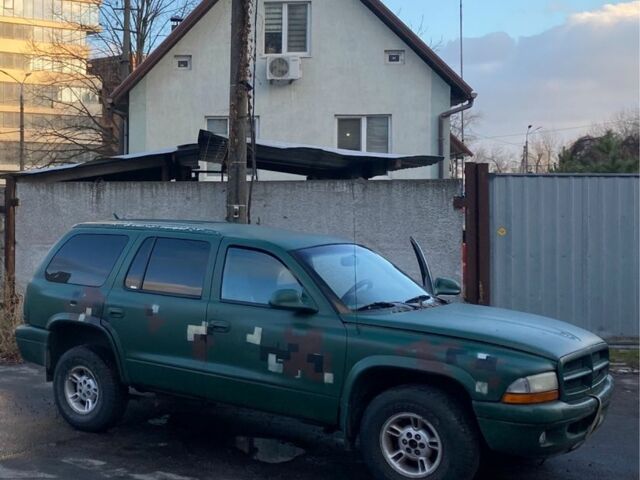 Зеленый Додж Дюранго, объемом двигателя 5.7 л и пробегом 250 тыс. км за 2000 $, фото 1 на Automoto.ua