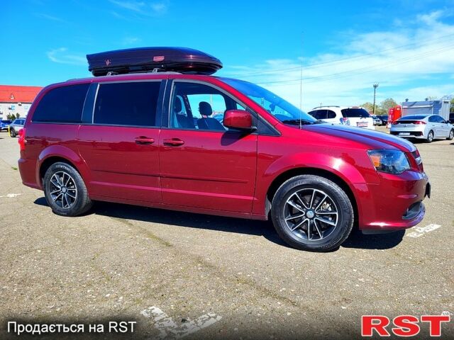 Додж Гранд Караван, об'ємом двигуна 3.6 л та пробігом 223 тис. км за 14200 $, фото 1 на Automoto.ua