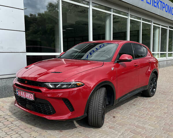 Червоний Додж Хорнет, об'ємом двигуна 1.3 л та пробігом 8 тис. км за 29500 $, фото 1 на Automoto.ua