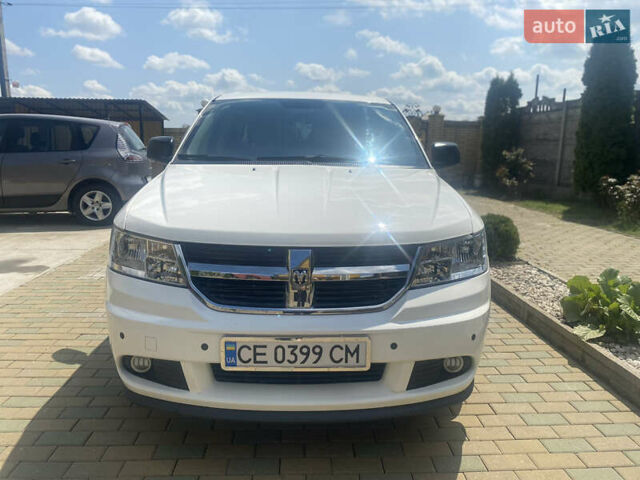 Білий Додж Джорні, об'ємом двигуна 2.36 л та пробігом 150 тис. км за 10500 $, фото 1 на Automoto.ua