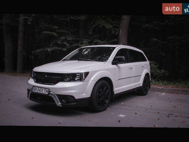 Белый Додж Джорни, объемом двигателя 3.6 л и пробегом 214 тыс. км за 14500 $, фото 1 на Automoto.ua