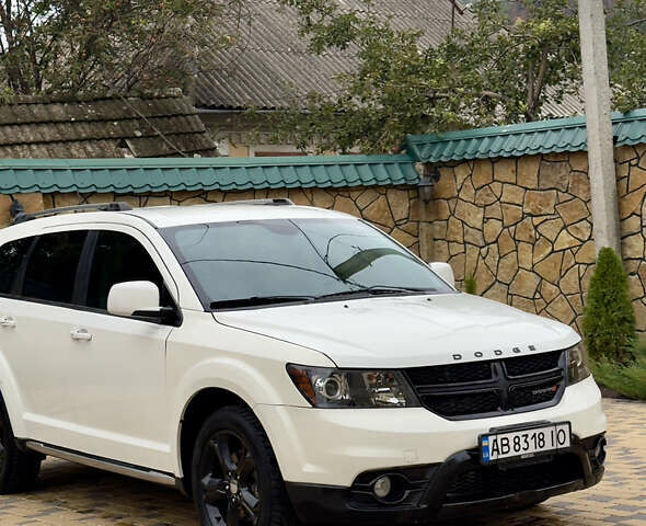 Білий Додж Джорні, об'ємом двигуна 3.6 л та пробігом 168 тис. км за 12000 $, фото 1 на Automoto.ua