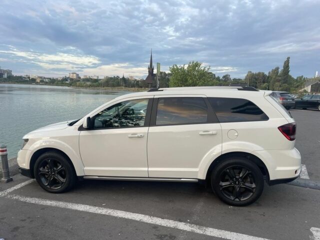 Додж Джорни 2020 в Измаиле на Automoto.ua Белый Додж Джорни, объемом двигателя 2.4 л и пробегом 115 тыс. км за 14500 $, фото 1 на Automoto.ua