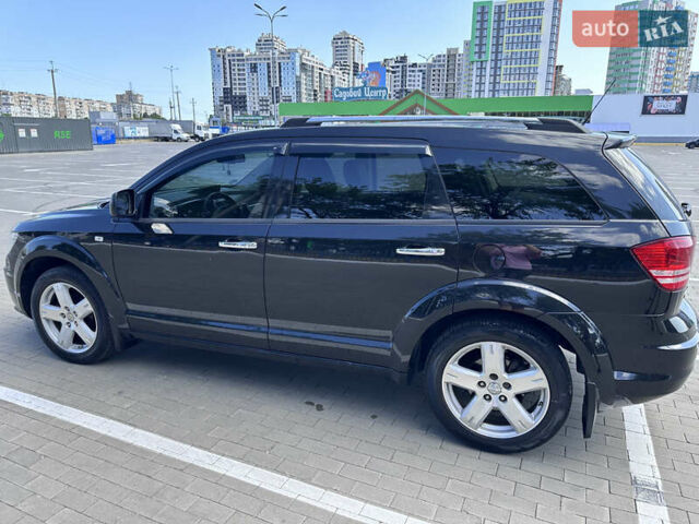 Черный Додж Джорни, объемом двигателя 2 л и пробегом 186 тыс. км за 9000 $, фото 1 на Automoto.ua