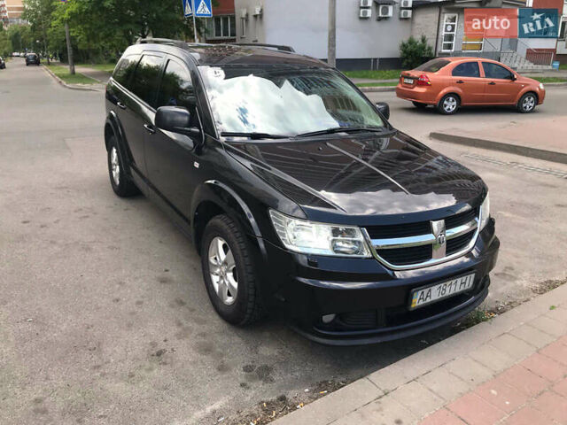 Черный Додж Джорни, объемом двигателя 2 л и пробегом 187 тыс. км за 10000 $, фото 1 на Automoto.ua