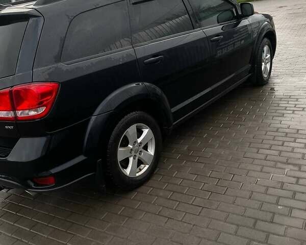 Чорний Додж Джорні, об'ємом двигуна 3.6 л та пробігом 280 тис. км за 10000 $, фото 1 на Automoto.ua