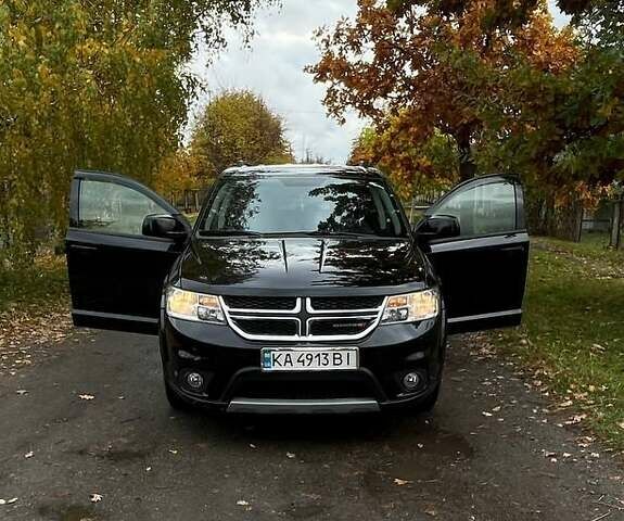 Черный Додж Джорни, объемом двигателя 3.6 л и пробегом 151 тыс. км за 12900 $, фото 1 на Automoto.ua