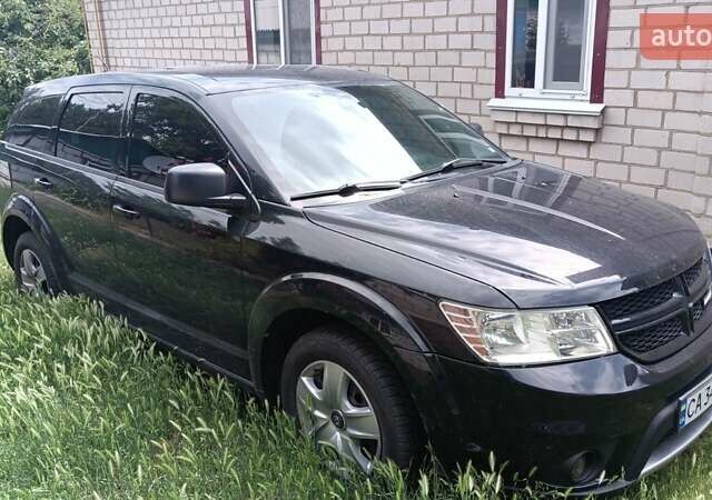 Додж Джорни 2015 в Черкассах на Automoto.ua Черный Додж Джорни, объемом двигателя 2.36 л и пробегом 274 тыс. км за 8700 $, фото 1 на Automoto.ua