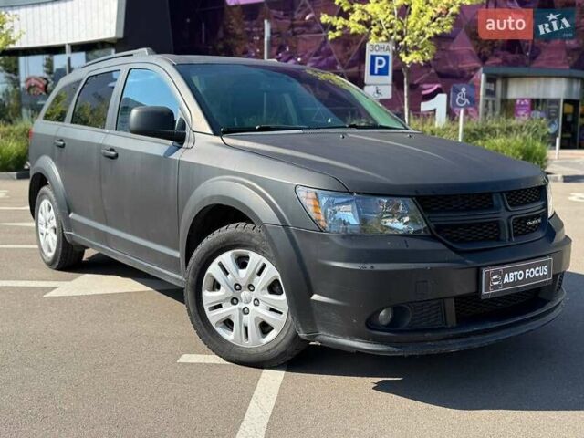 Чорний Додж Джорні, об'ємом двигуна 2.36 л та пробігом 148 тис. км за 8490 $, фото 1 на Automoto.ua