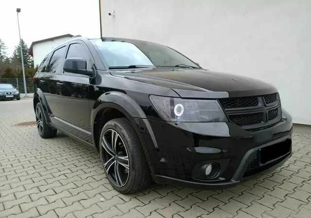 Черный Додж Джорни, объемом двигателя 2.4 л и пробегом 128 тыс. км за 10500 $, фото 1 на Automoto.ua