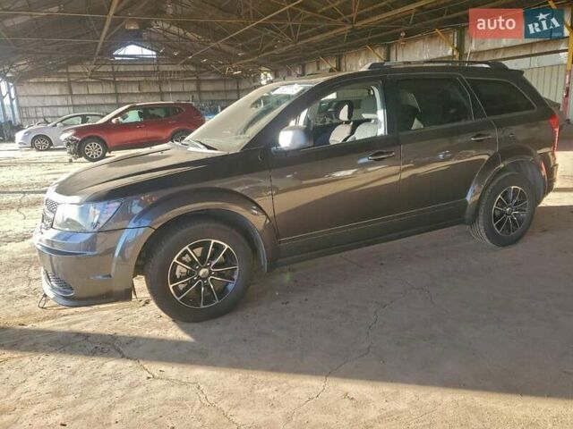Коричневый Додж Джорни, объемом двигателя 2.36 л и пробегом 152 тыс. км за 1200 $, фото 1 на Automoto.ua