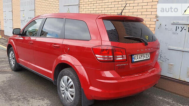 Красный Додж Джорни, объемом двигателя 2.4 л и пробегом 190 тыс. км за 9200 $, фото 1 на Automoto.ua