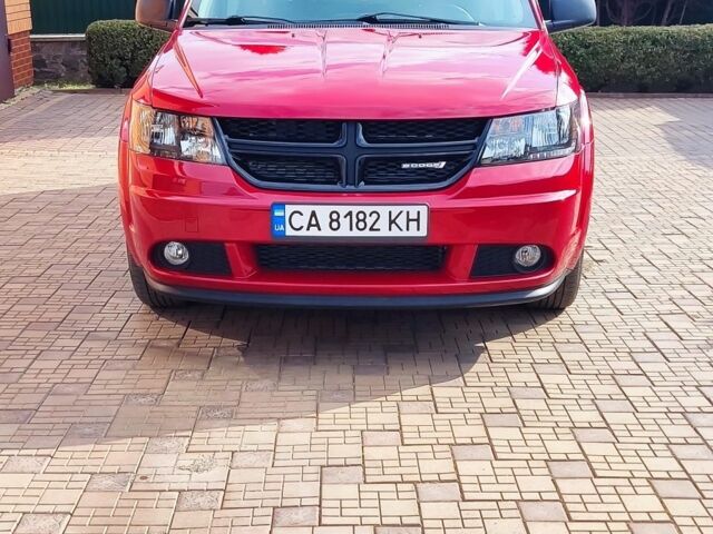 Красный Додж Джорни, объемом двигателя 2.4 л и пробегом 60 тыс. км за 12500 $, фото 1 на Automoto.ua