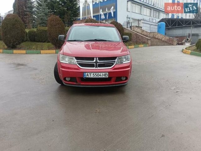 Красный Додж Джорни, объемом двигателя 2.36 л и пробегом 195 тыс. км за 7800 $, фото 1 на Automoto.ua