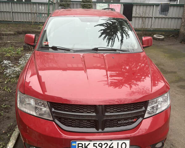 Красный Додж Джорни, объемом двигателя 2.36 л и пробегом 256 тыс. км за 10600 $, фото 1 на Automoto.ua