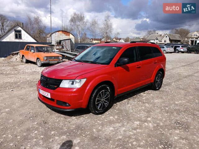 Красный Додж Джорни, объемом двигателя 2.36 л и пробегом 160 тыс. км за 11000 $, фото 1 на Automoto.ua
