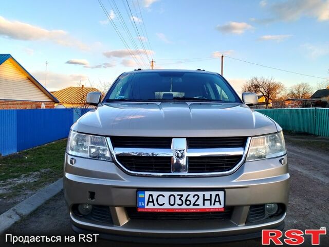 Додж Джорни, объемом двигателя 2 л и пробегом 263 тыс. км за 10500 $, фото 1 на Automoto.ua