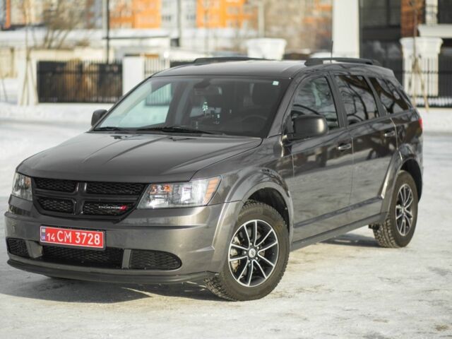 Серый Додж Джорни, объемом двигателя 2.4 л и пробегом 176 тыс. км за 11600 $, фото 1 на Automoto.ua