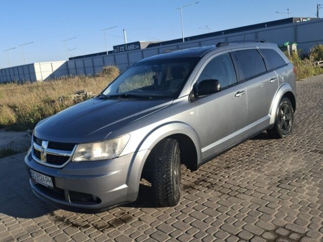 Серый Додж Джорни, объемом двигателя 2 л и пробегом 160 тыс. км за 5500 $, фото 1 на Automoto.ua