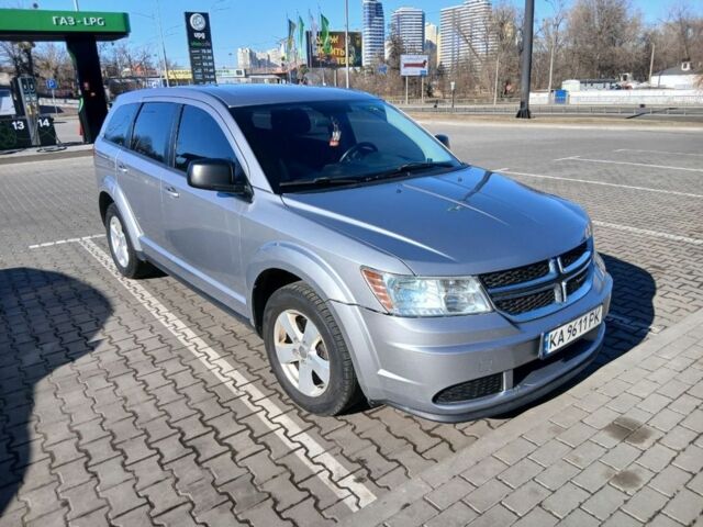Серый Додж Джорни, объемом двигателя 2.4 л и пробегом 208 тыс. км за 7800 $, фото 1 на Automoto.ua