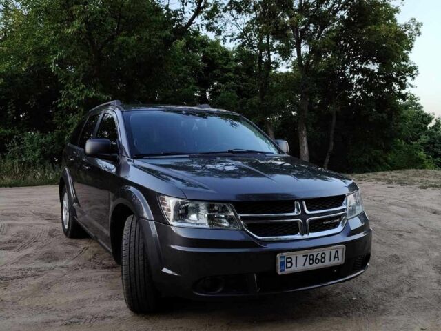 Серый Додж Джорни, объемом двигателя 2.4 л и пробегом 157 тыс. км за 10496 $, фото 1 на Automoto.ua