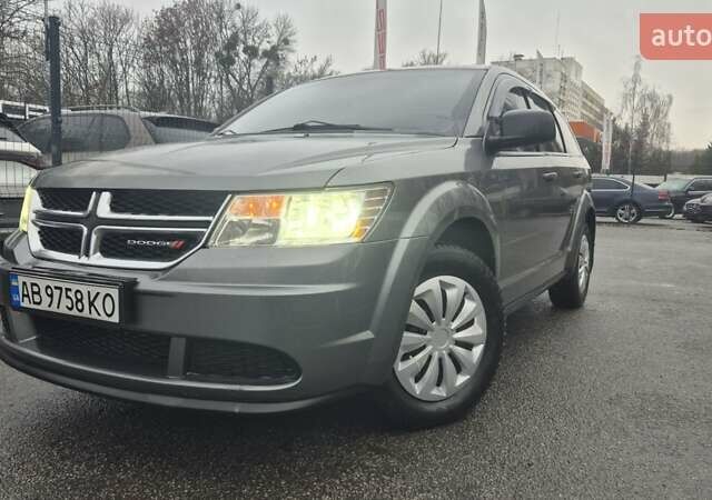 Сірий Додж Джорні, об'ємом двигуна 2.36 л та пробігом 389 тис. км за 7299 $, фото 1 на Automoto.ua