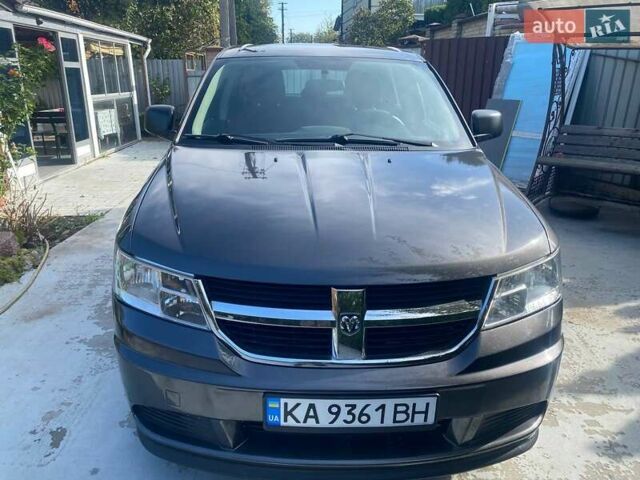 Сірий Додж Джорні, об'ємом двигуна 2.36 л та пробігом 135 тис. км за 10500 $, фото 1 на Automoto.ua