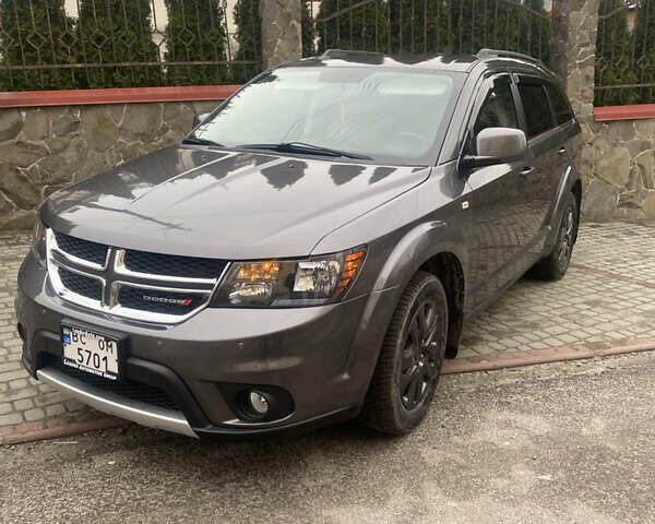 Серый Додж Джорни, объемом двигателя 2.36 л и пробегом 240 тыс. км за 9999 $, фото 1 на Automoto.ua