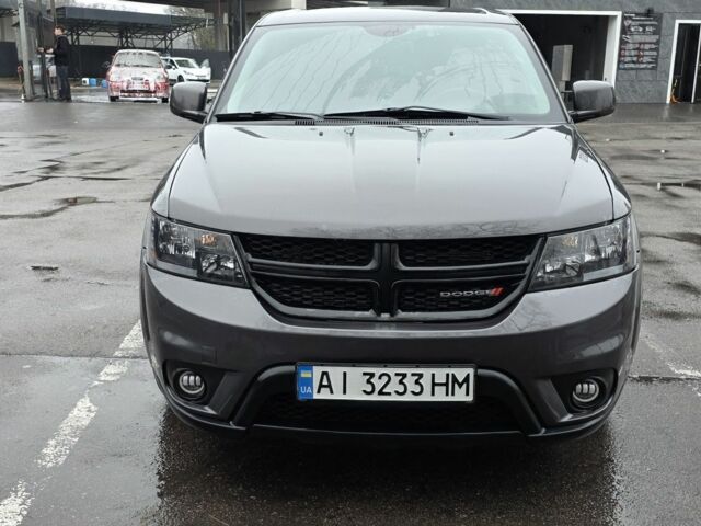 Серый Додж Джорни, объемом двигателя 3.6 л и пробегом 107 тыс. км за 13500 $, фото 1 на Automoto.ua