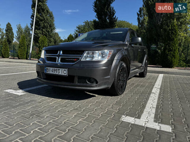 Сірий Додж Джорні, об'ємом двигуна 2.36 л та пробігом 243 тис. км за 10200 $, фото 1 на Automoto.ua