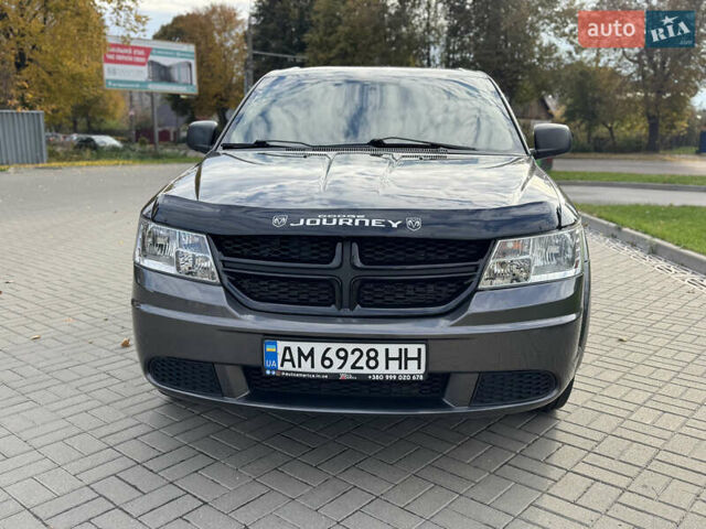 Сірий Додж Джорні, об'ємом двигуна 2.36 л та пробігом 204 тис. км за 7999 $, фото 1 на Automoto.ua