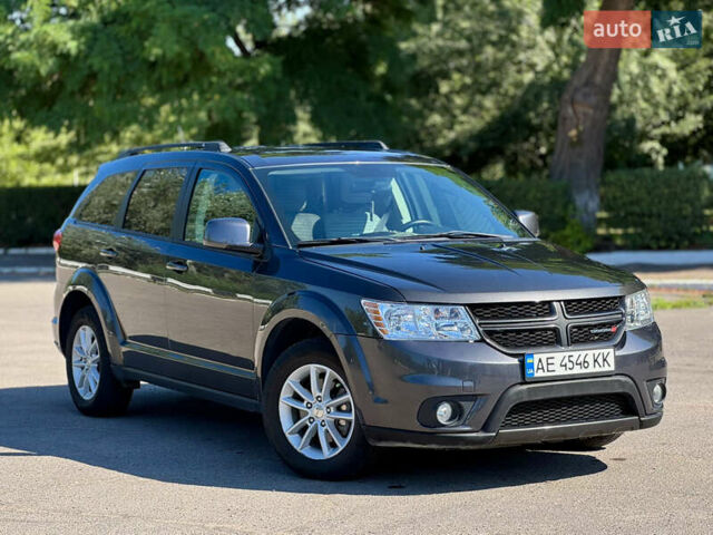 Серый Додж Джорни, объемом двигателя 3.6 л и пробегом 86 тыс. км за 13700 $, фото 1 на Automoto.ua