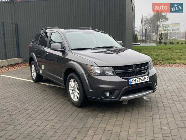 Серый Додж Джорни, объемом двигателя 3.6 л и пробегом 188 тыс. км за 9900 $, фото 1 на Automoto.ua