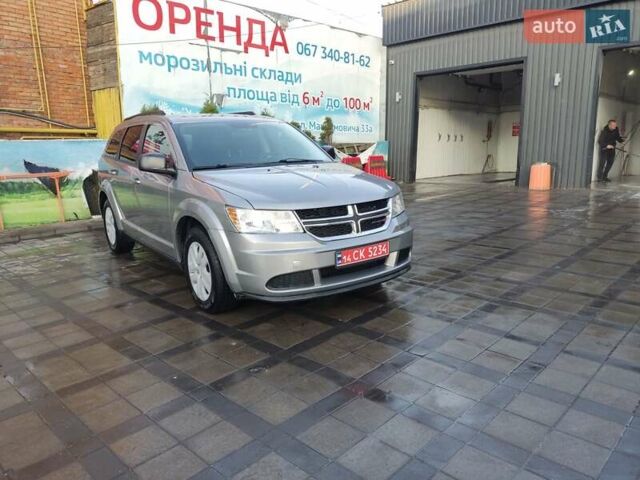 Серый Додж Джорни, объемом двигателя 2.4 л и пробегом 146 тыс. км за 10800 $, фото 1 на Automoto.ua